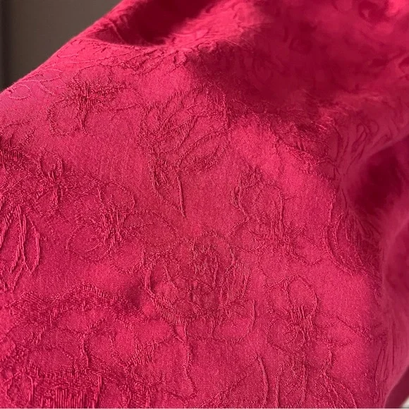 14.Ingrid & Isabel Maternity Long Sleeve Smocked Jacquard Ruby Red Holiday Dress - Picture 5 of 8